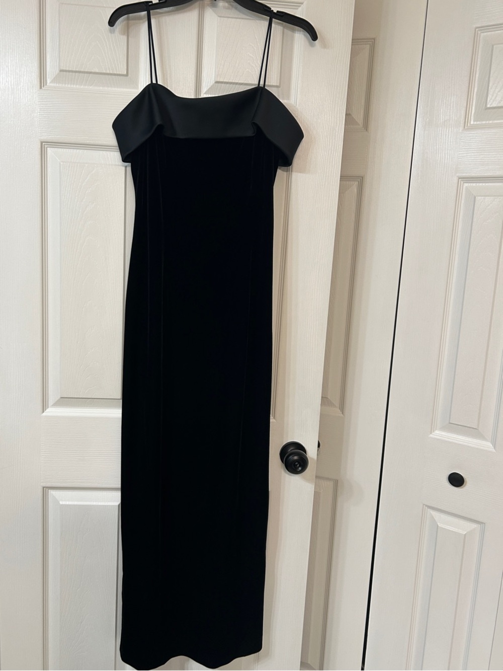 Alex Evenings Black Strapless Velvet Evening Gown